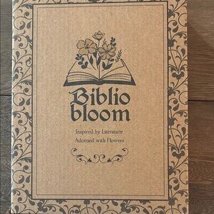 Biblio Bloom Decorative Box